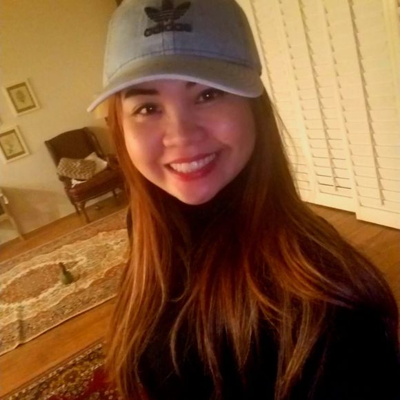 Meet your Posher, Karen - Picture 2 of 2